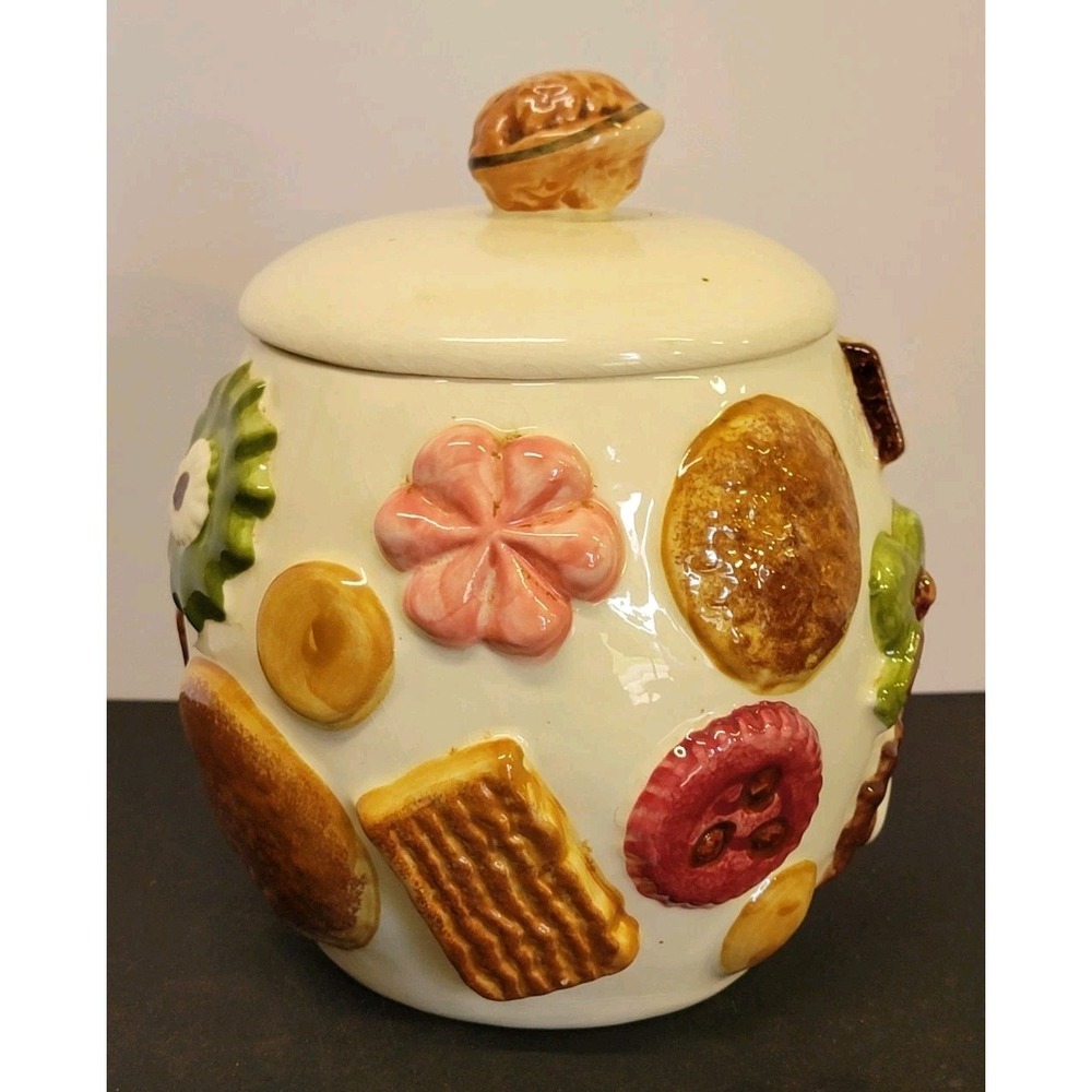 Vintage 1950s Napco Ceramic Cookies "All Over Cookie" Jar Walnut Lid Excellent
